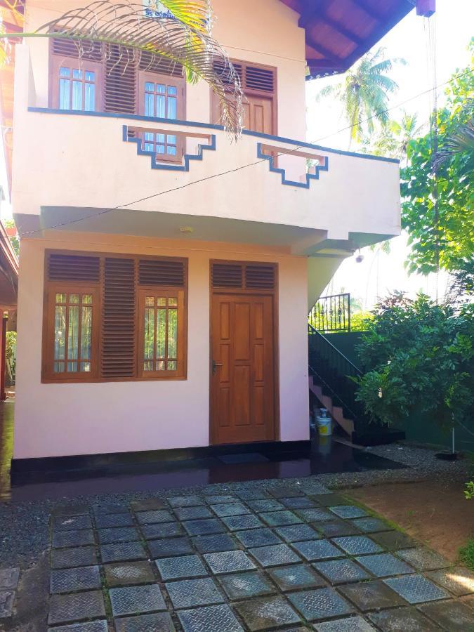 Hansa Villa Hikkaduwa Exterior photo